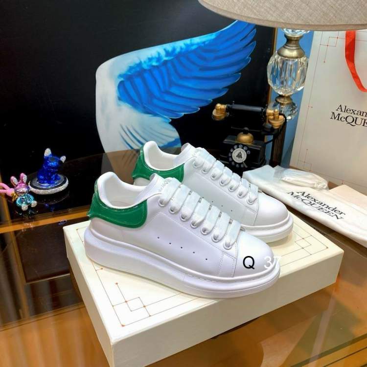 Picture of Alexander McQueen Shoes _SKUAlexanderMcQUEENsz35-45MK0837409